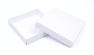 Pudełko 15,5x15,5x3,2cm białe całe